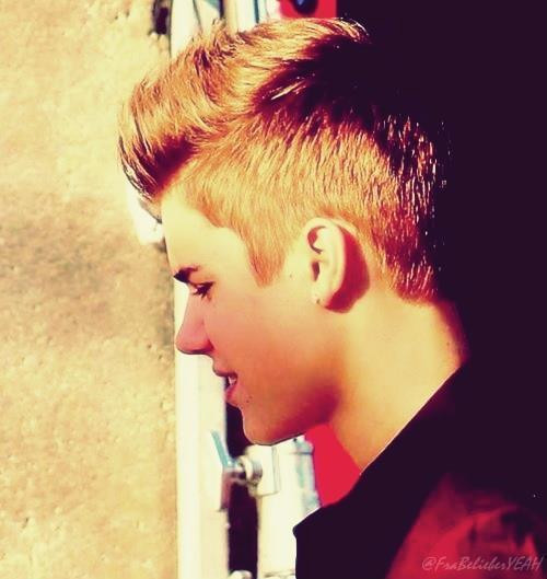 breathmybieber ; d .