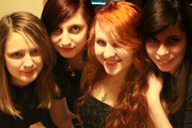 Dominika, Wioleta, Ja, Anna. 