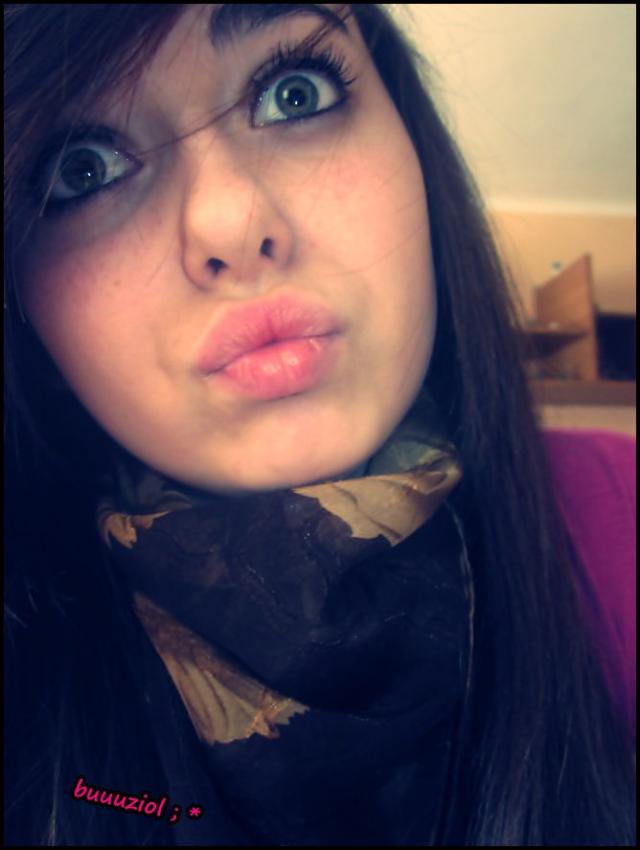 Eloo .  ; d