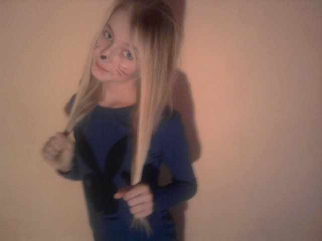 Kotek . . . mrr ; D