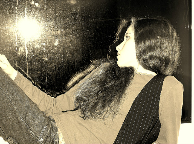 JA OKO W OKO Z LUSTREM;*