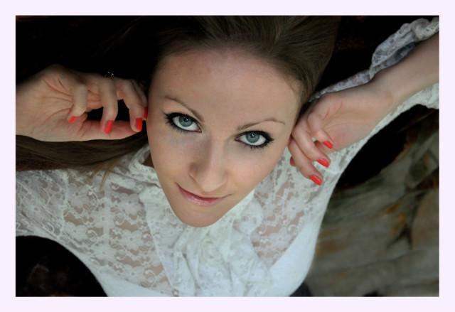 Cat eyes