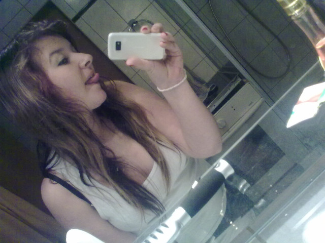 aaj. :*