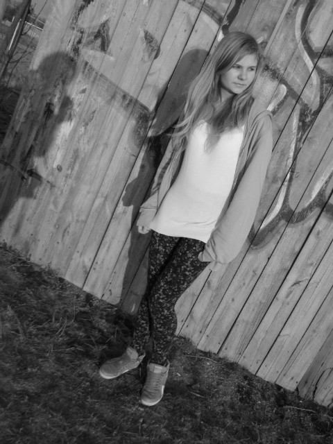 wuaam <  33