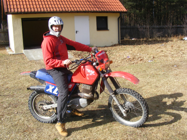szatan szos