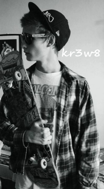 Kr3w8.