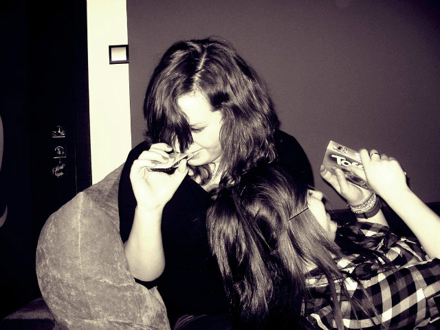 Ania ;*