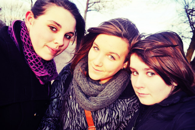 PIZDA ! . ; *