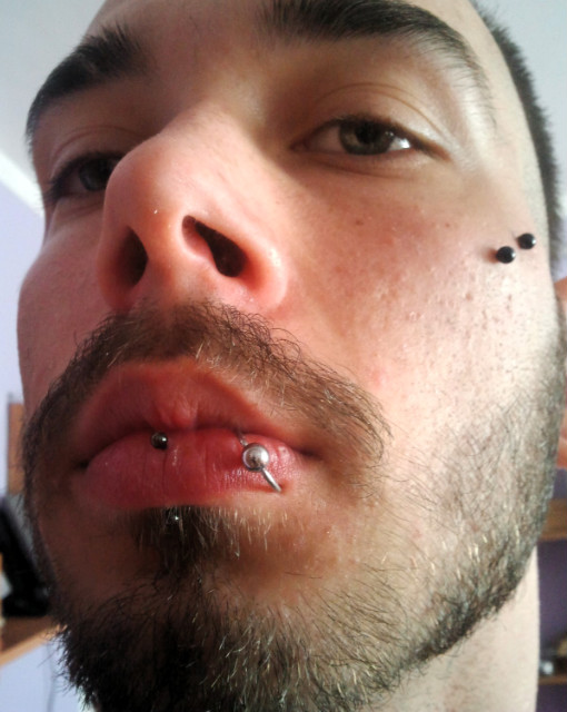 labret