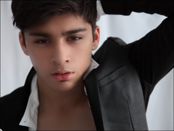 43) Zayn Malik ;***