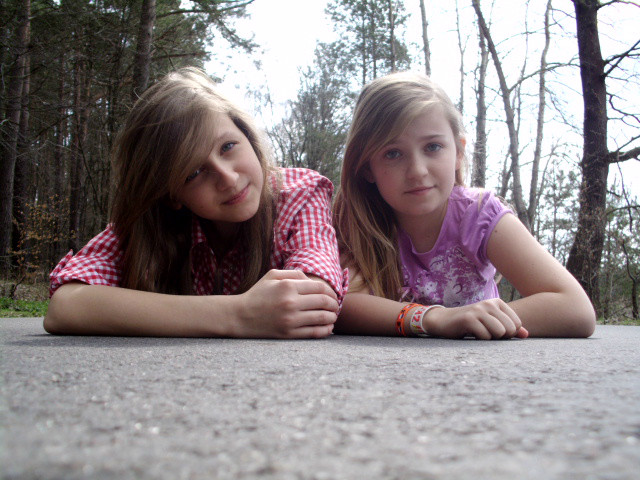 Z Paulink. ; ** < 33333333