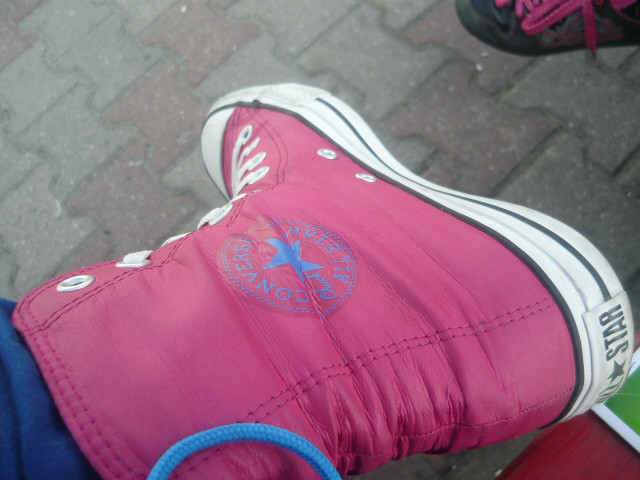 converse . ;(