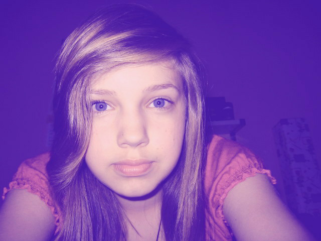 Nudno ;