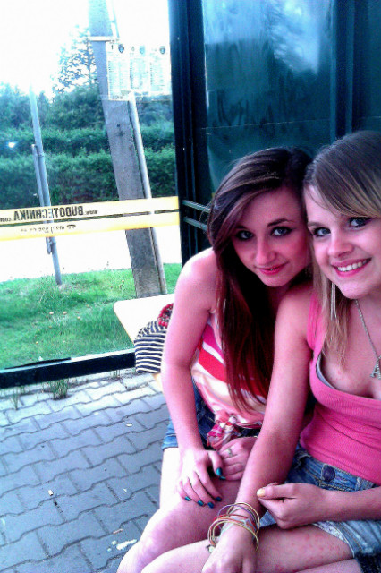 z Ani ;*