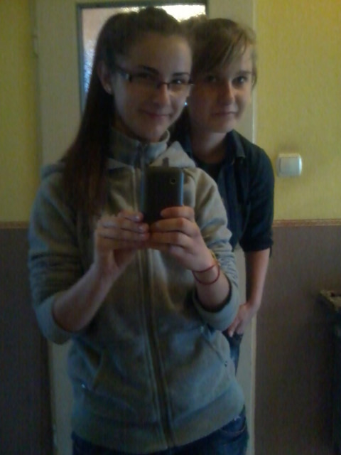takie tam w prostych wosach ;d 