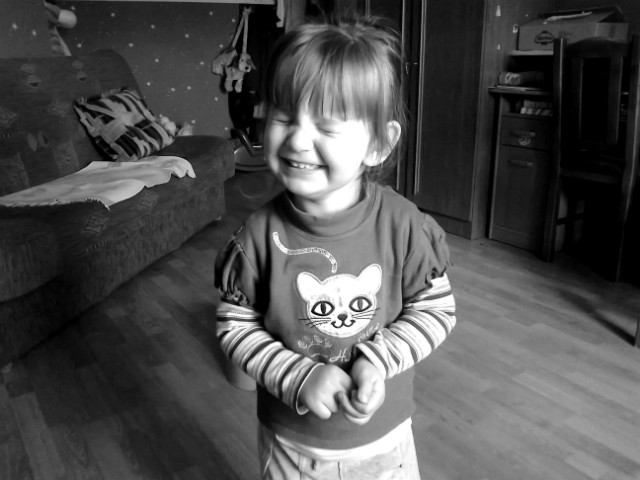 Jula . < 33