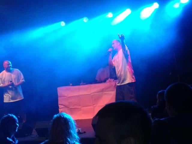 Jeszcze jedno :**