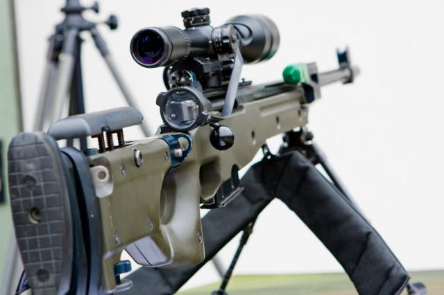 Sniper I- Let' em hit the floor