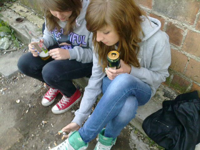 ` chlory . ; D
