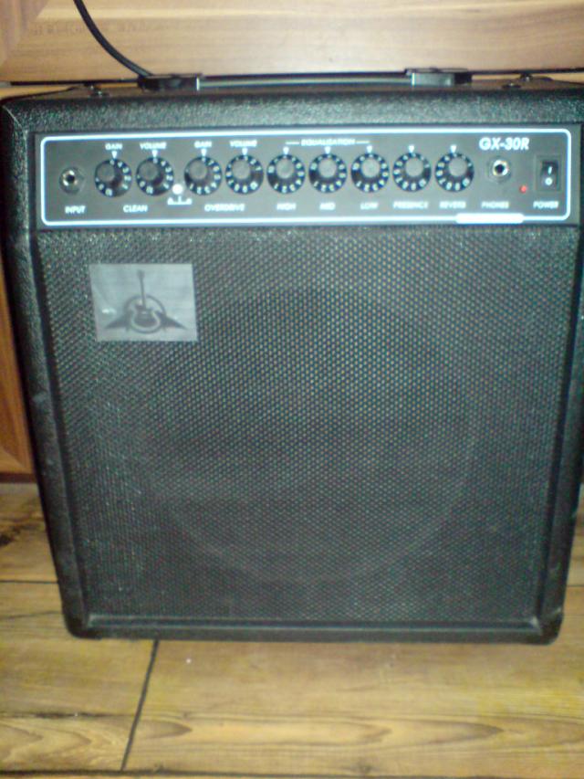 Wzmacniacz gitarowy 60W :)