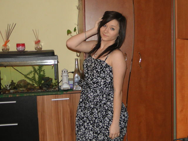 Helenoo.