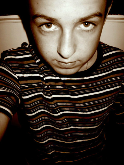 Dominik . 
