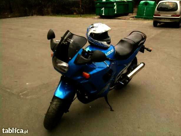 suziii.. GSX-F600.