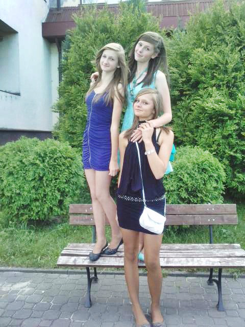W A K A C J E ; *