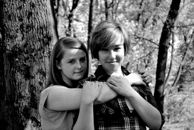 Z Ag ;*