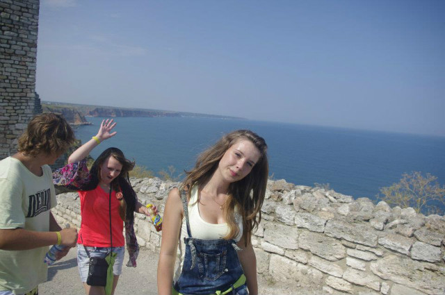 Bugaria ; *