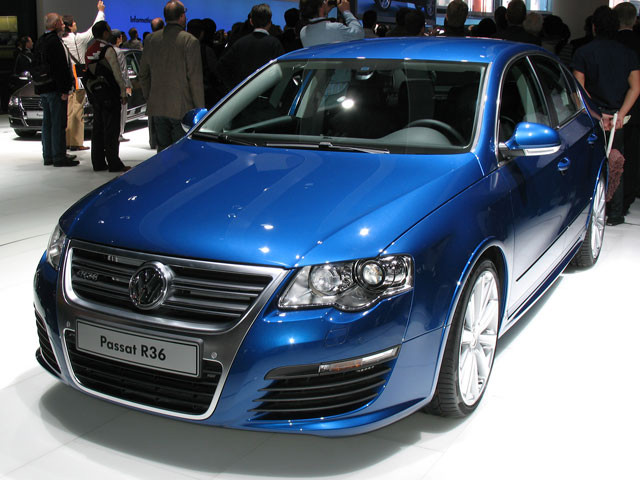 Volkswagen Passat R36