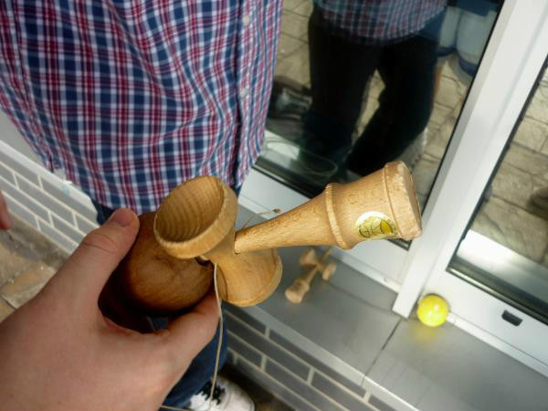 kendama.