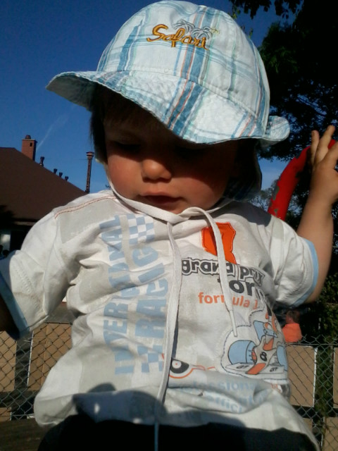 Szymek;**