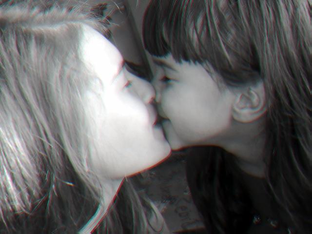 ;* kinia . 