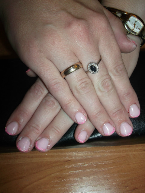 Manicure z malowaniem+zdobienie.