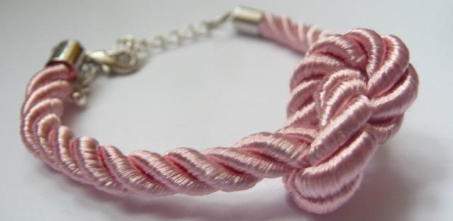 PINK KNOT