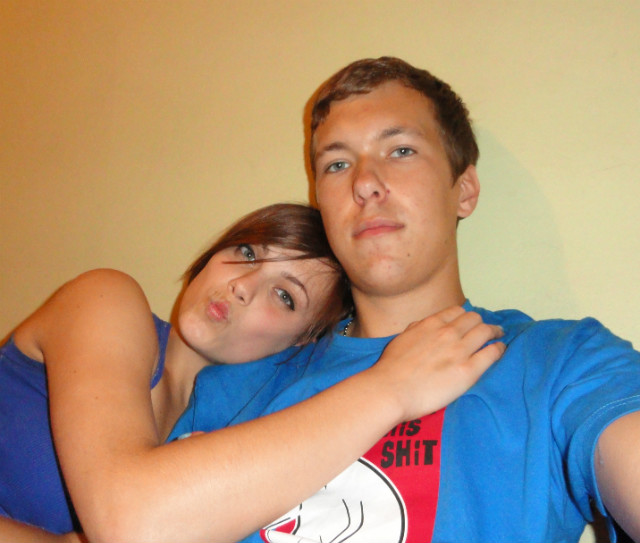 troche dziwny fryz...