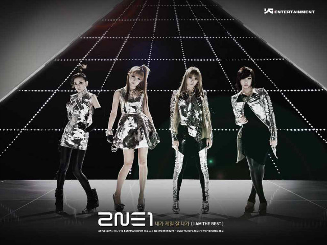 2NE1... :*