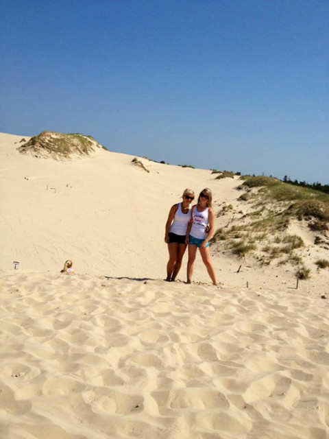 Na wydmach z Laur;**