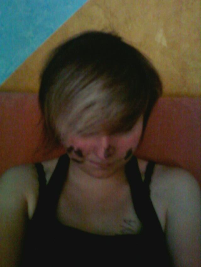 emoemo.