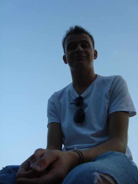 , a e niby kto przyjaciel.? 