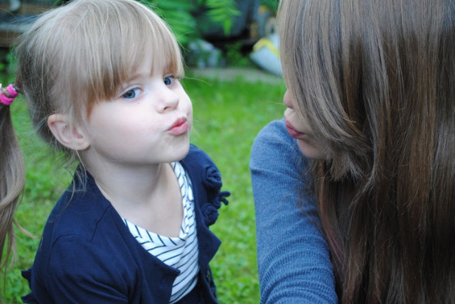 Wymikam przy twoich oczach.