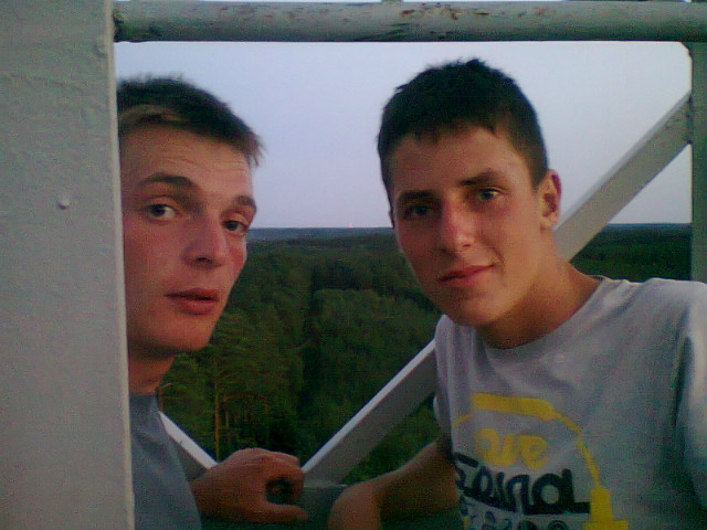 Na wierzy  ; >>