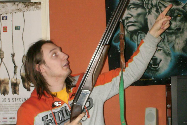 rok 2008 kaczki latay po pokoju