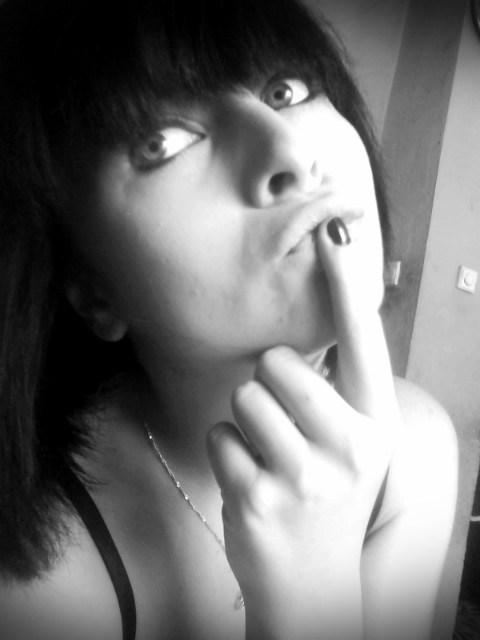 pozytywniee ! . ; p