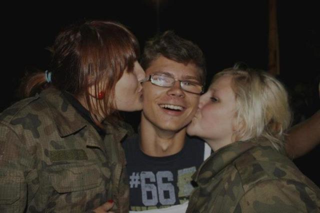 01:00.
