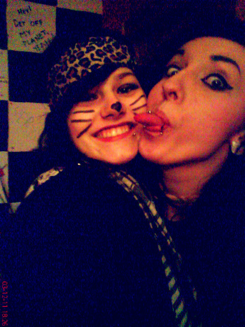 omnomn.