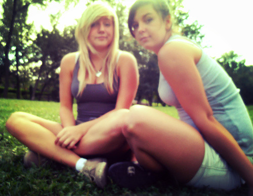 Z nia . < 3