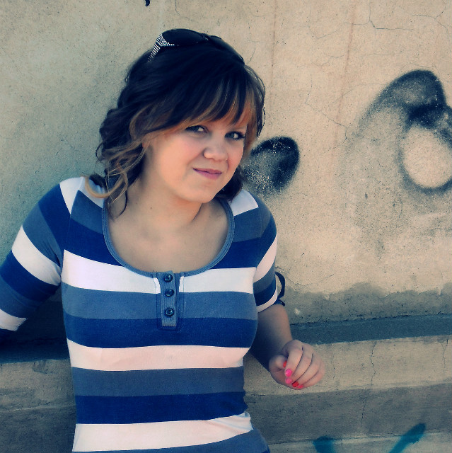 By.Monika ;*