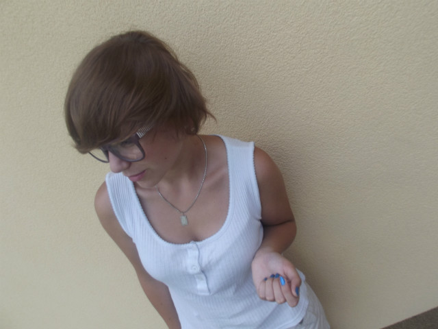 kaihsdfce